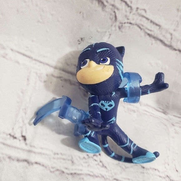 PJ Masks Glowheeler Cat Car And Figure Set Sounds Lights Pullback Just Play - Picture 6 of 12